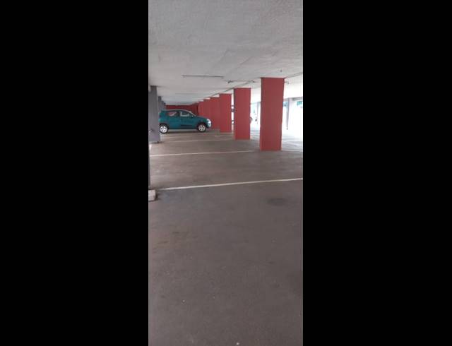 1 BEDROOM APARTMENT FOR SALE IN KEMPTON PARK CENTRAL